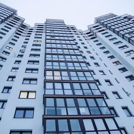 Уютная Квартира В Новом Доме Недалеко От Центра Minsk Exteriör bild